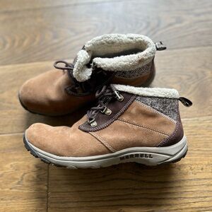 Merrell women’s shoe